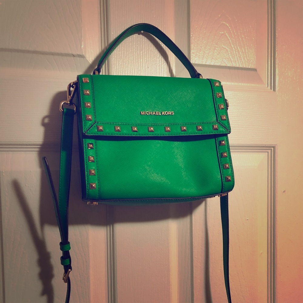 Studded Michael Kors MD Dillon Handbag